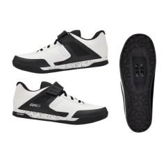 Zapatillas GIRO CHAMBER III BLACK/WHITE